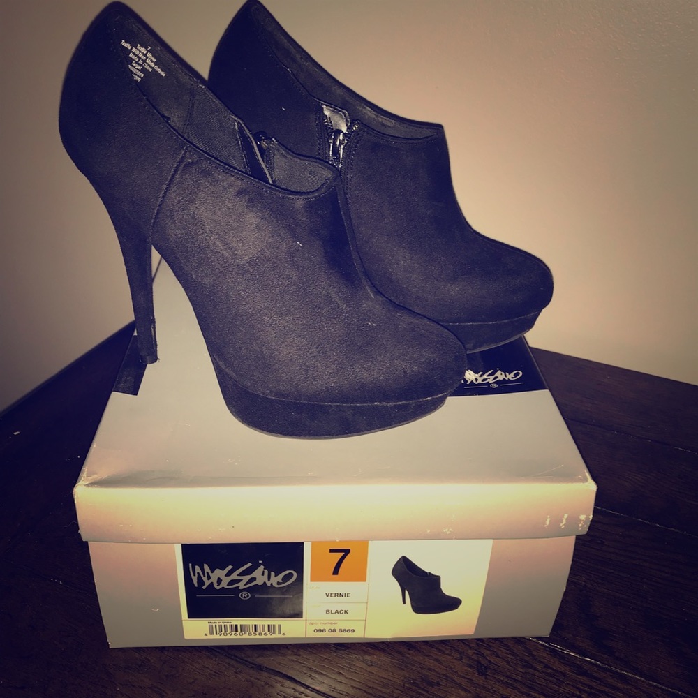 Mossimo Black Booties